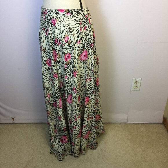Neeru Kumar Maxi Skirt Sz S Womans White Black Pink Animal Floral Elastic Waist - Picture 12 of 14